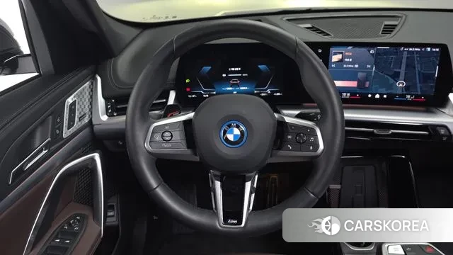 BMW iX1 (U11) 2024 Черный из Кореи, фото 4