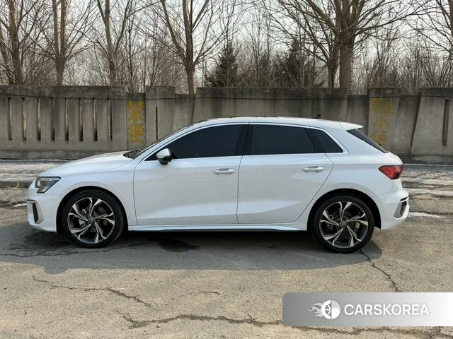 Audi A3 2021 Белый из Китая, фото 4