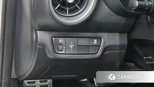 Kia The New K3 2nd generation 2022 Белый из Кореи, фото 4