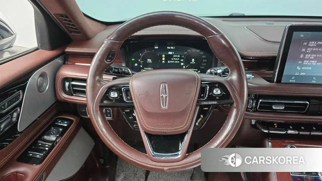 Lincoln Aviator 2nd generation 2021 Серый из Кореи, фото 4