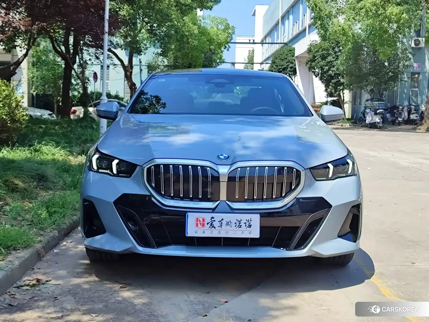 BMW 5 series 2025 Silver/gray из Китая, фото 4