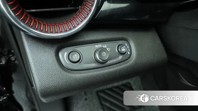 Chevrolet (GM Daewoo) Trax Crossover 2025 Черный из Кореи, фото 4