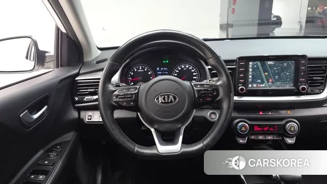 Kia Stonic 2020 Белый из Кореи, фото 4