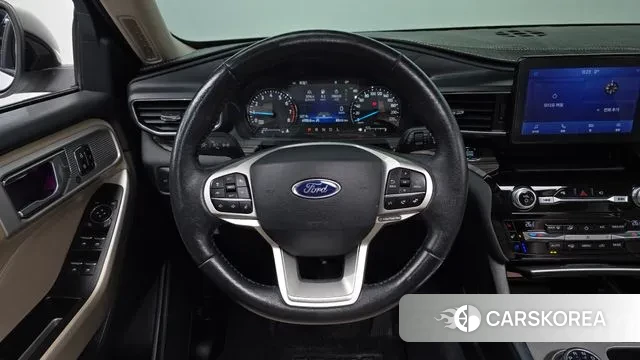 Ford Explorer 6th Generation 2021 Белый из Кореи, фото 4