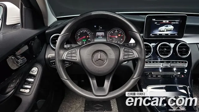Mercedes-Benz C-Class W205 2018 Белый из Кореи, фото 4