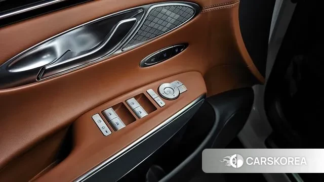 Genesis GV70 2022 Белый из Кореи, фото 4