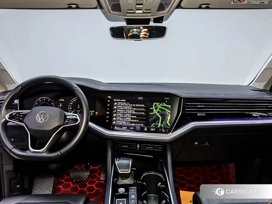 Volkswagen Touareg 2023 Синий из Китая, фото 4