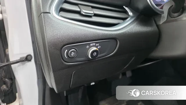 Chevrolet (GM Daewoo) The New Malibu 2020 Белый из Кореи, фото 4