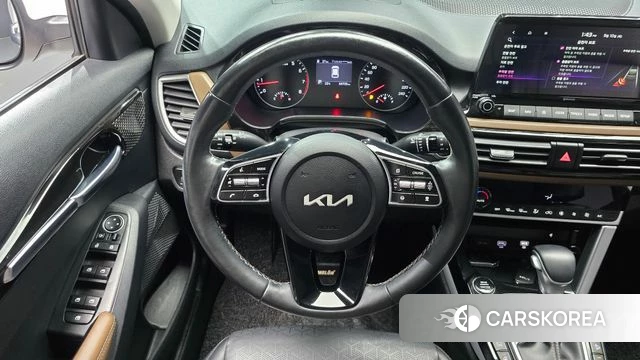 Kia Seltos 2021 Белый из Кореи, фото 4