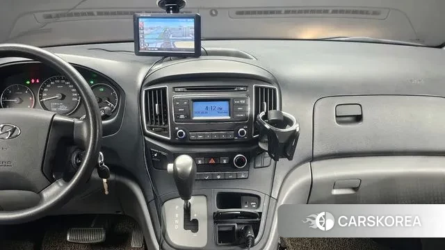 Hyundai Grand Starex 2018 Серебристо-серый из Кореи, фото 4