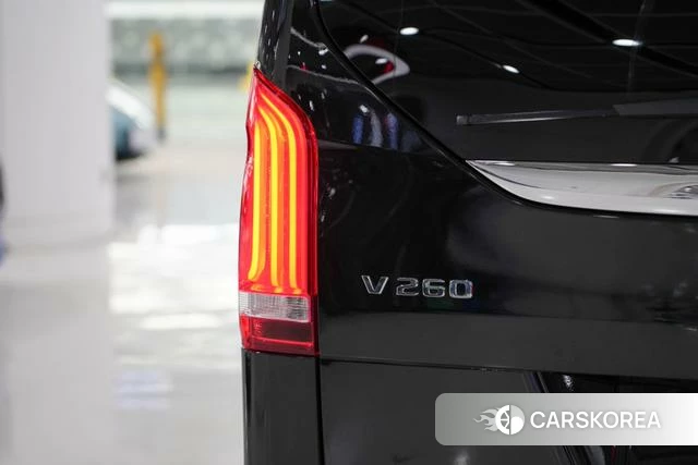 Mercedes-Benz V-class 2023 Черный из Китая, фото 4