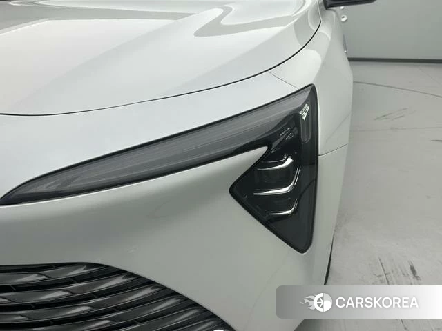 Buick Lacrosse 2024 Белый из Китая, фото 4