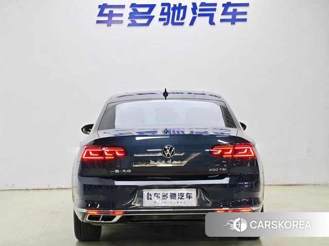 Volkswagen Magotan 2023 Темно-серый из Китая, фото 4