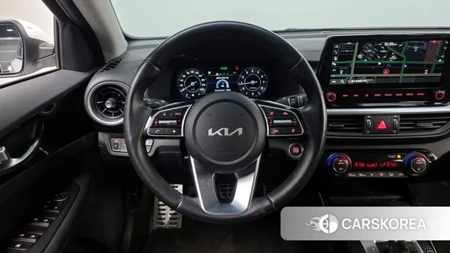 Kia The New K3 2nd generation 2024 Белый из Кореи, фото 4