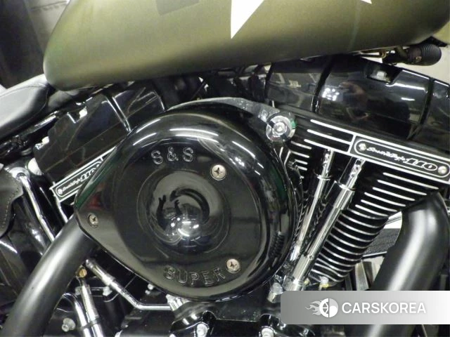 Проданный Harley-Davidson Softail Slim S FLSS1800 2016 из Японии, фото 2