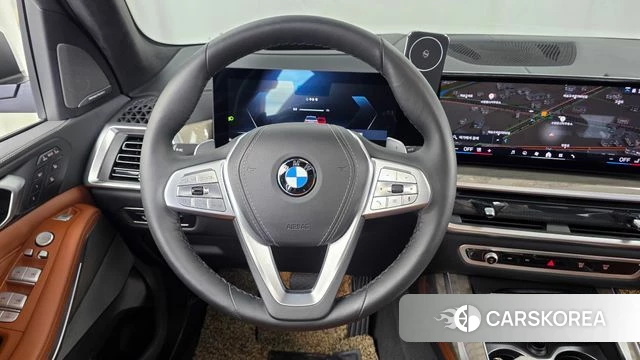 BMW X7 (G07) 2024 Белый из Кореи, фото 4