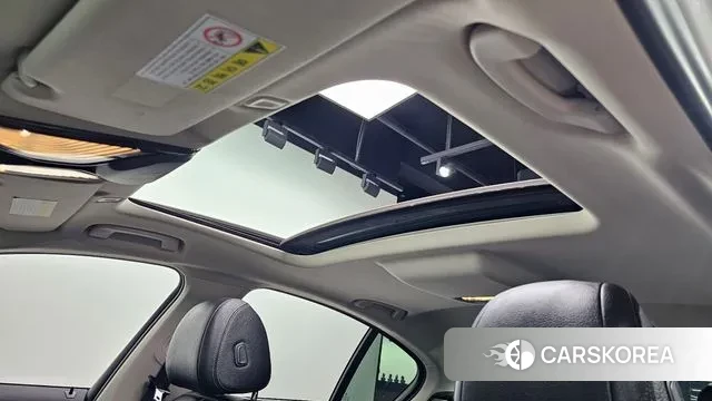 BMW 5 Series (G30) id 3182695 из Кореи 4