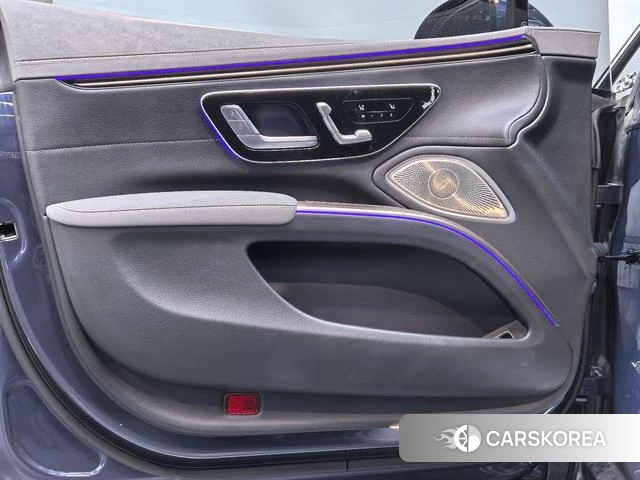Mercedes-Benz EQS 2024 Синий из Китая, фото 4