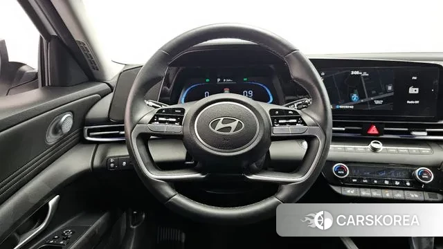 Hyundai The New Avante (CN7) 2024 Белый из Кореи, фото 4