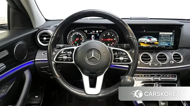 Mercedes-Benz E-Class W213 2019 Белый из Кореи, фото 4