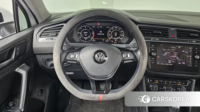 Volkswagen Tiguan second Generation 2018 Белый из Кореи, фото 4