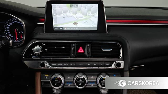 Genesis G70 2018 Черный из Кореи, фото 4