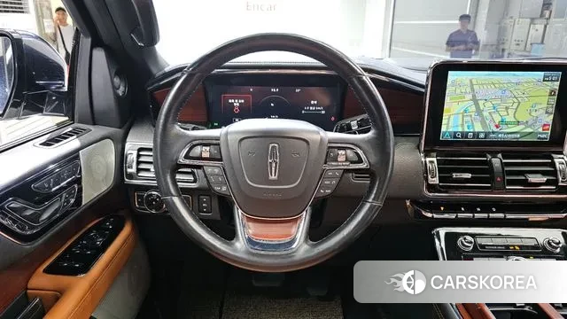 Lincoln Navigator 4th generation 2021 Белый из Кореи, фото 4