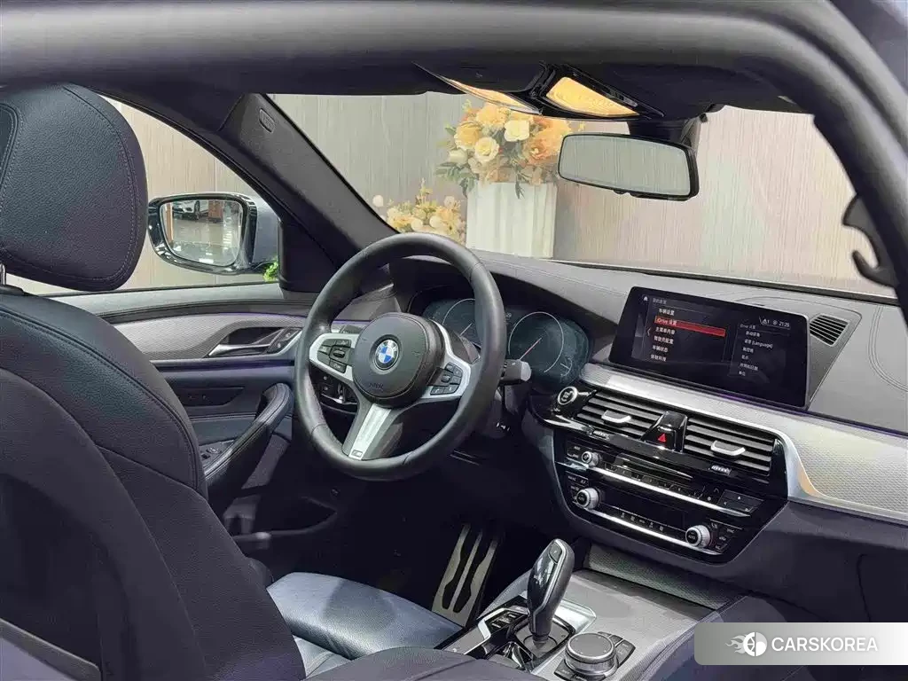 BMW 5 series 2019 Silver/gray из Китая, фото 4