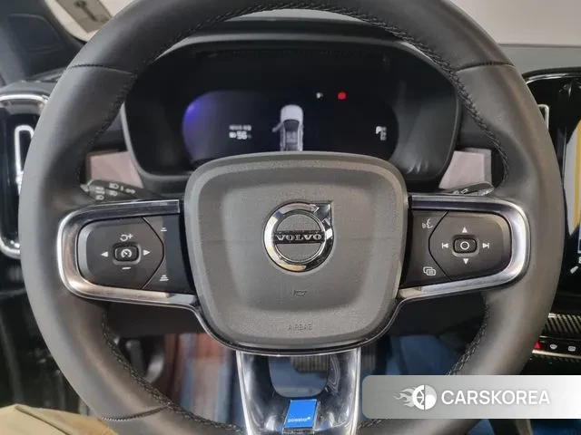 Volvo C40 Richards 2023 Черный из Кореи, фото 4