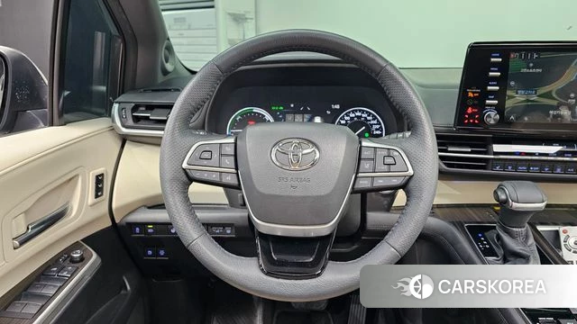 Toyota Sienna 4th Generation 2021 Серый из Кореи, фото 4