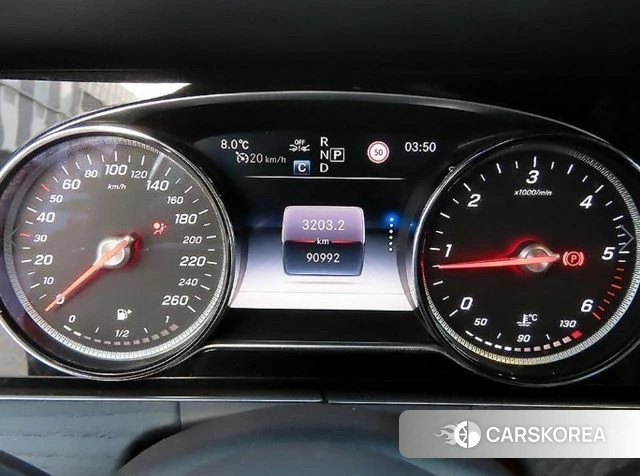 Mercedes-Benz E-Class W213 2019 Серебряный из Кореи, фото 4