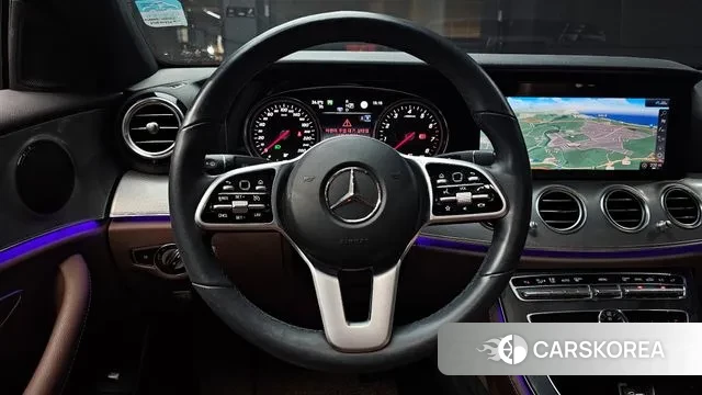 Mercedes-Benz E-Class W213 2020 Белый из Кореи, фото 4