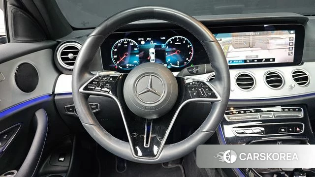 Mercedes-Benz E-Class W213 2021 Белый из Кореи, фото 4