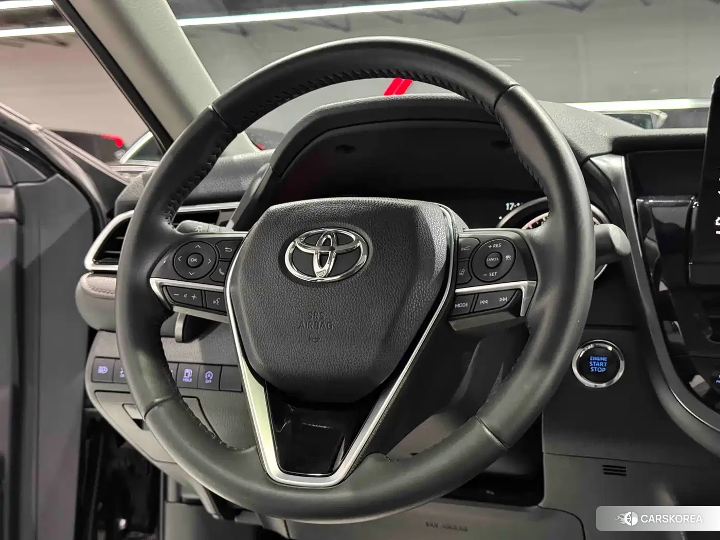 Toyota Camry 2024 Черный из Китая, фото 4