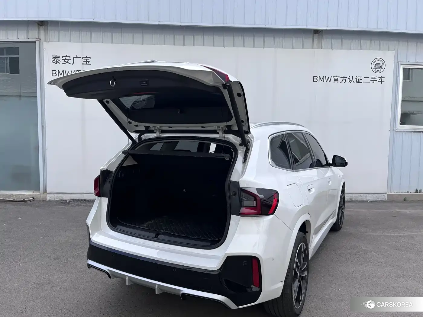 BMW X1 2024 Белый из Китая, фото 4