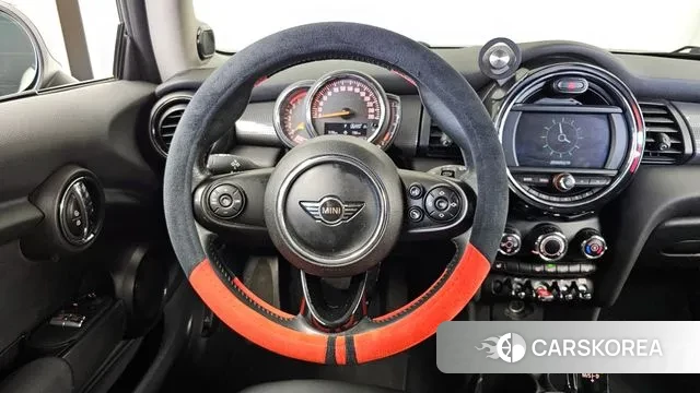 Mini Cooper D 2019 Жемчужный цвет из Кореи, фото 4