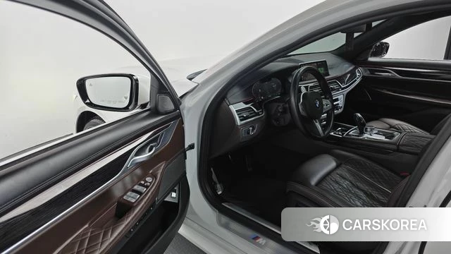 BMW 7 Series (G11) 2021 Белый из Кореи, фото 4