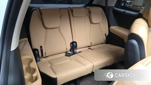 Kia Carnival 4th generation 2022 Белый из Кореи, фото 4
