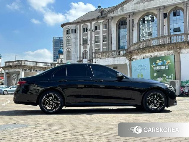 Mercedes-Benz E-class (imported) 2021 Черный из Китая, фото 4