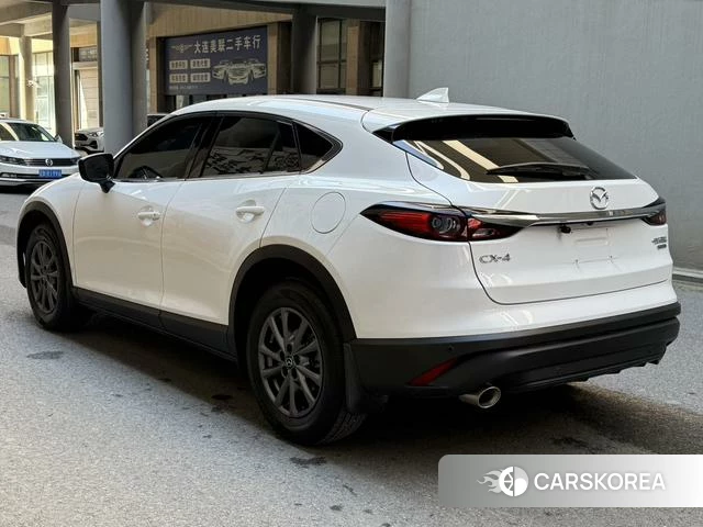 Mazda CX-4 2023 Белый из Китая, фото 4