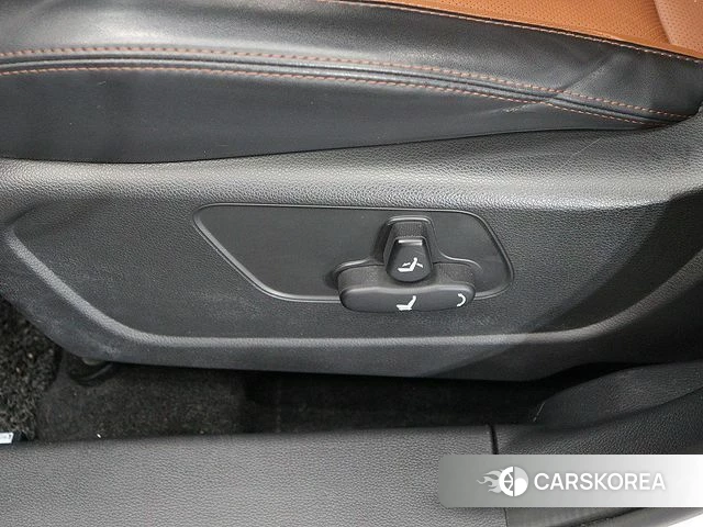 Ssangyong Tivoli Armor 2018 Белый из Кореи, фото 4