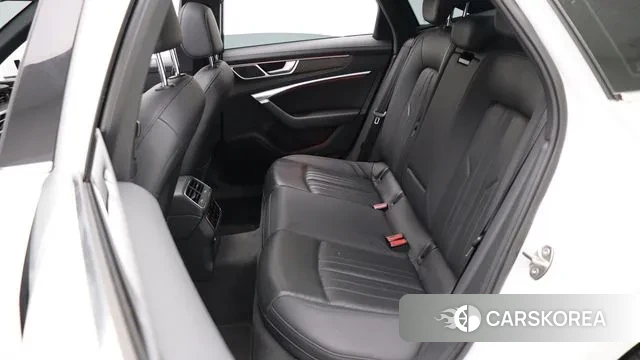 Audi A6 (C8) 2019 Белый из Кореи, фото 4