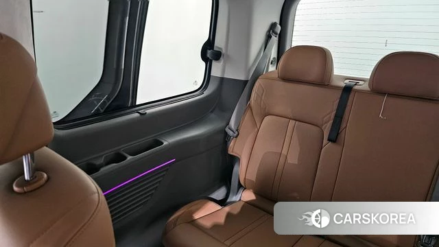 Hyundai Staria 2025 Черный из Кореи, фото 4