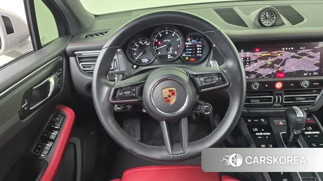 Porsche Macan 2023 Серебристо-серый из Кореи, фото 4