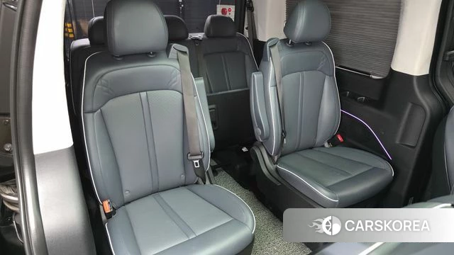 Hyundai Staria 2024 Черный из Кореи, фото 4