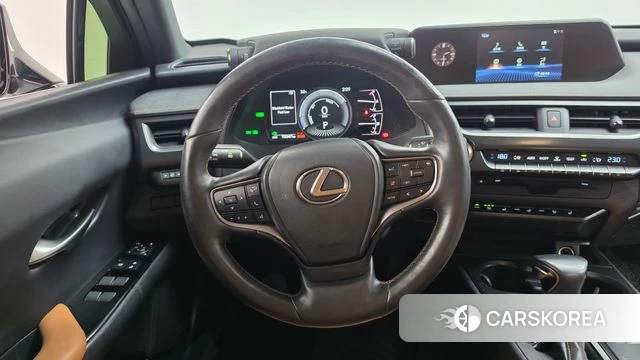 Lexus UX250h 2021 Белый из Кореи, фото 4