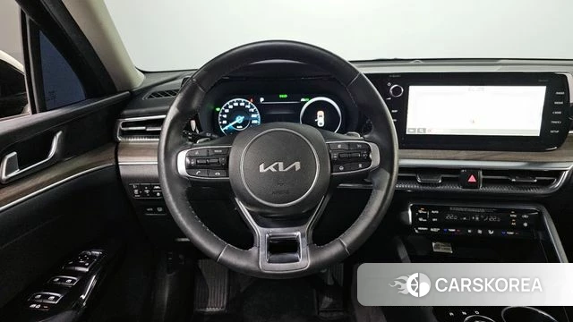 Kia K5 Hybrid 3rd Generation 2023 Черный из Кореи, фото 4