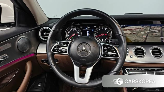 Mercedes-Benz E-Class W213 2018 Белый из Кореи, фото 4