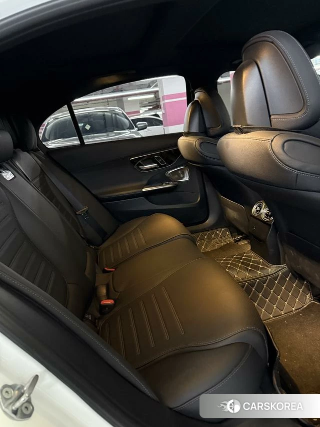 Mercedes-Benz Class C 2023 Белый из Китая, фото 4