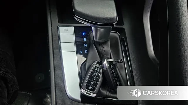 Hyundai Avante (CN7) 2021 Серебряный из Кореи, фото 4